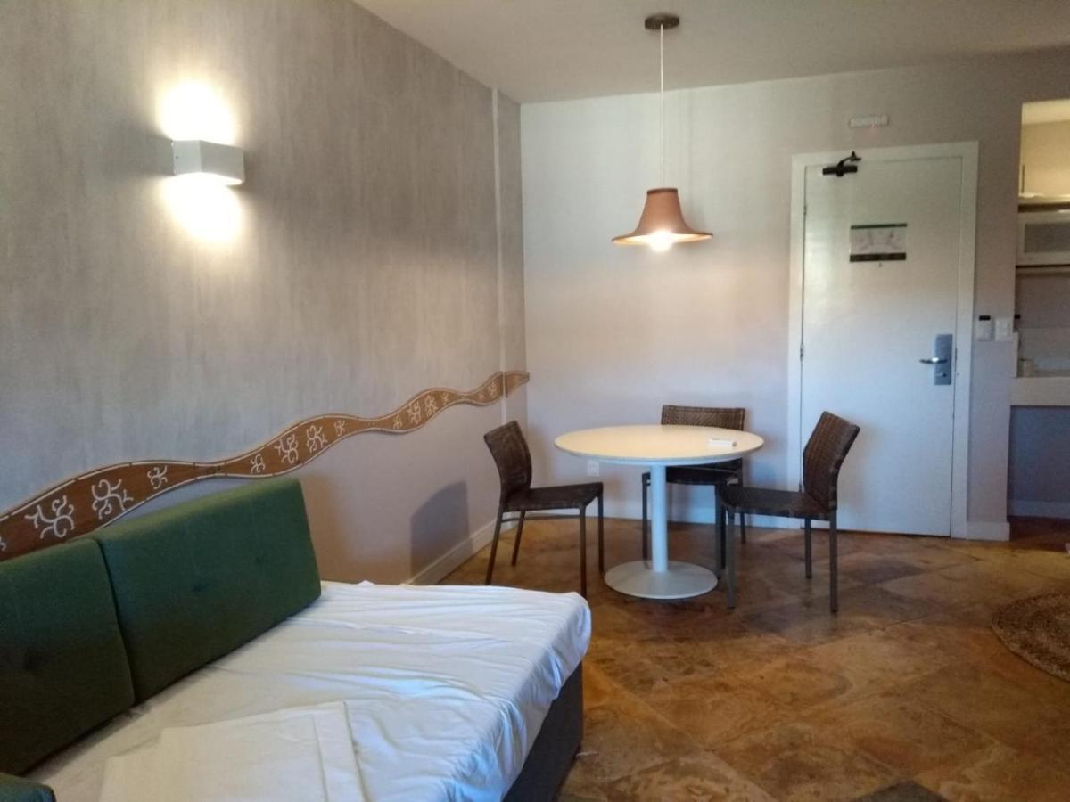 Apartamento Resort Ao Lado Do Parque Aquatico Porto Das Dunas - Pe Na Areia- Terreo Акуираз Екстериор снимка