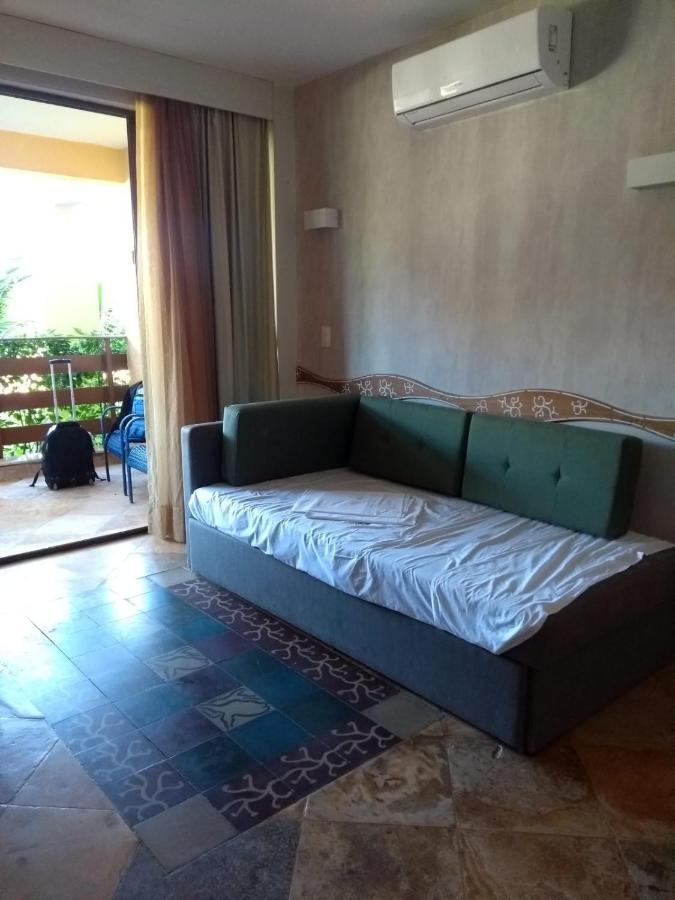 Apartamento Resort Ao Lado Do Parque Aquatico Porto Das Dunas - Pe Na Areia- Terreo Акуираз Екстериор снимка